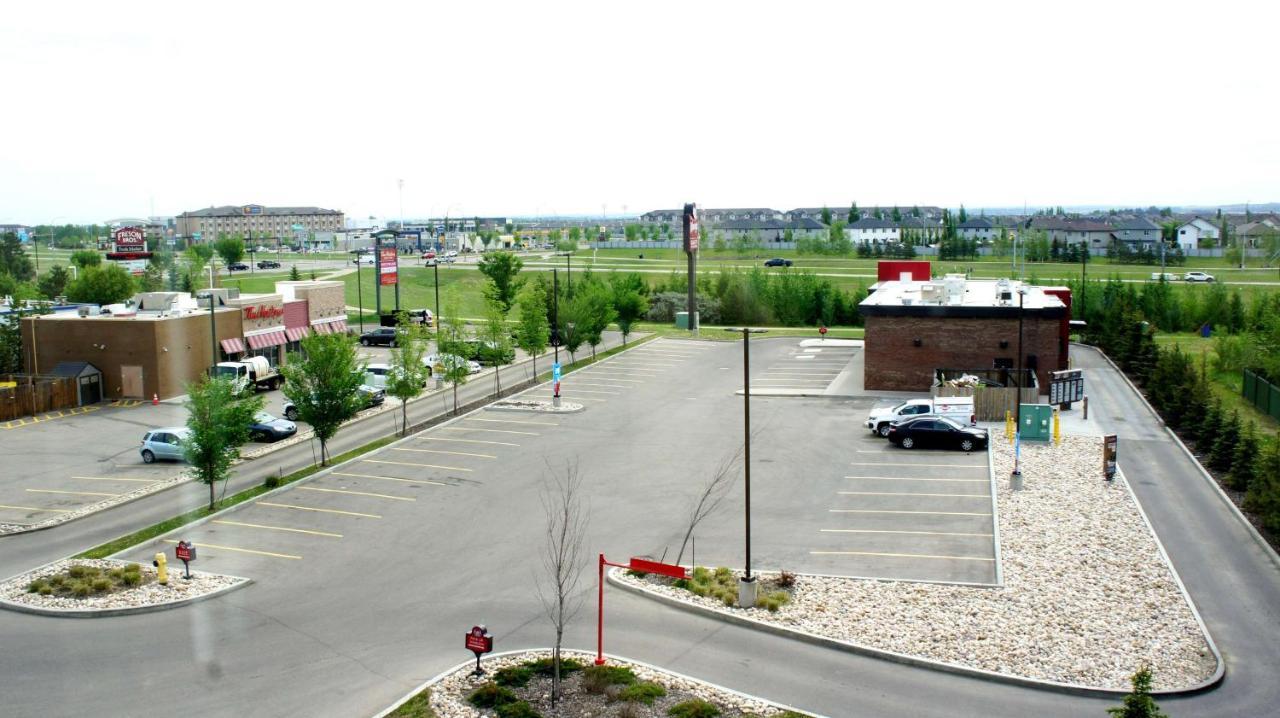 Best Western Plus Fort Saskatchewan Inn & Suites Extérieur photo