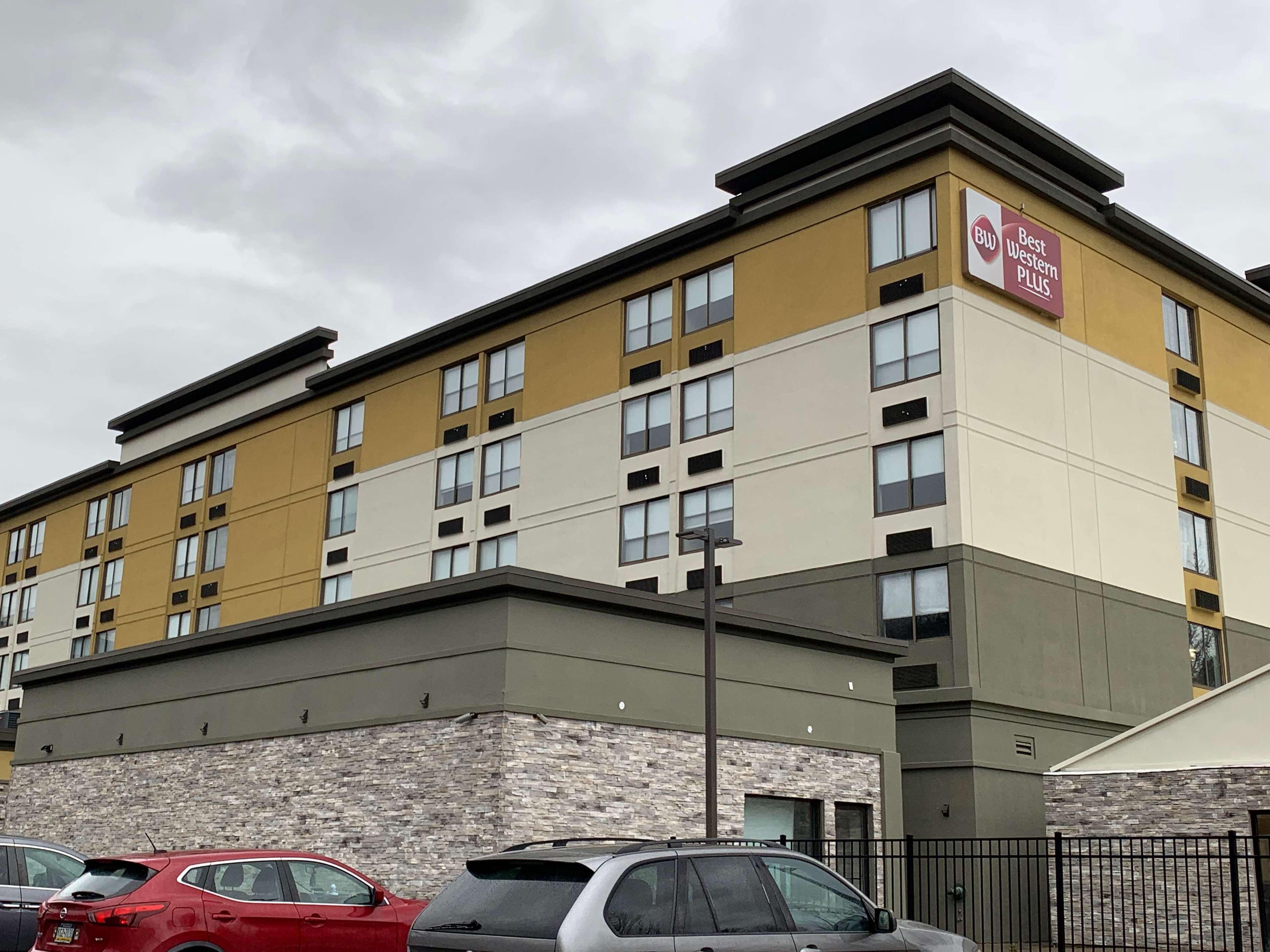 Best Western Plus Fort Saskatchewan Inn & Suites Extérieur photo