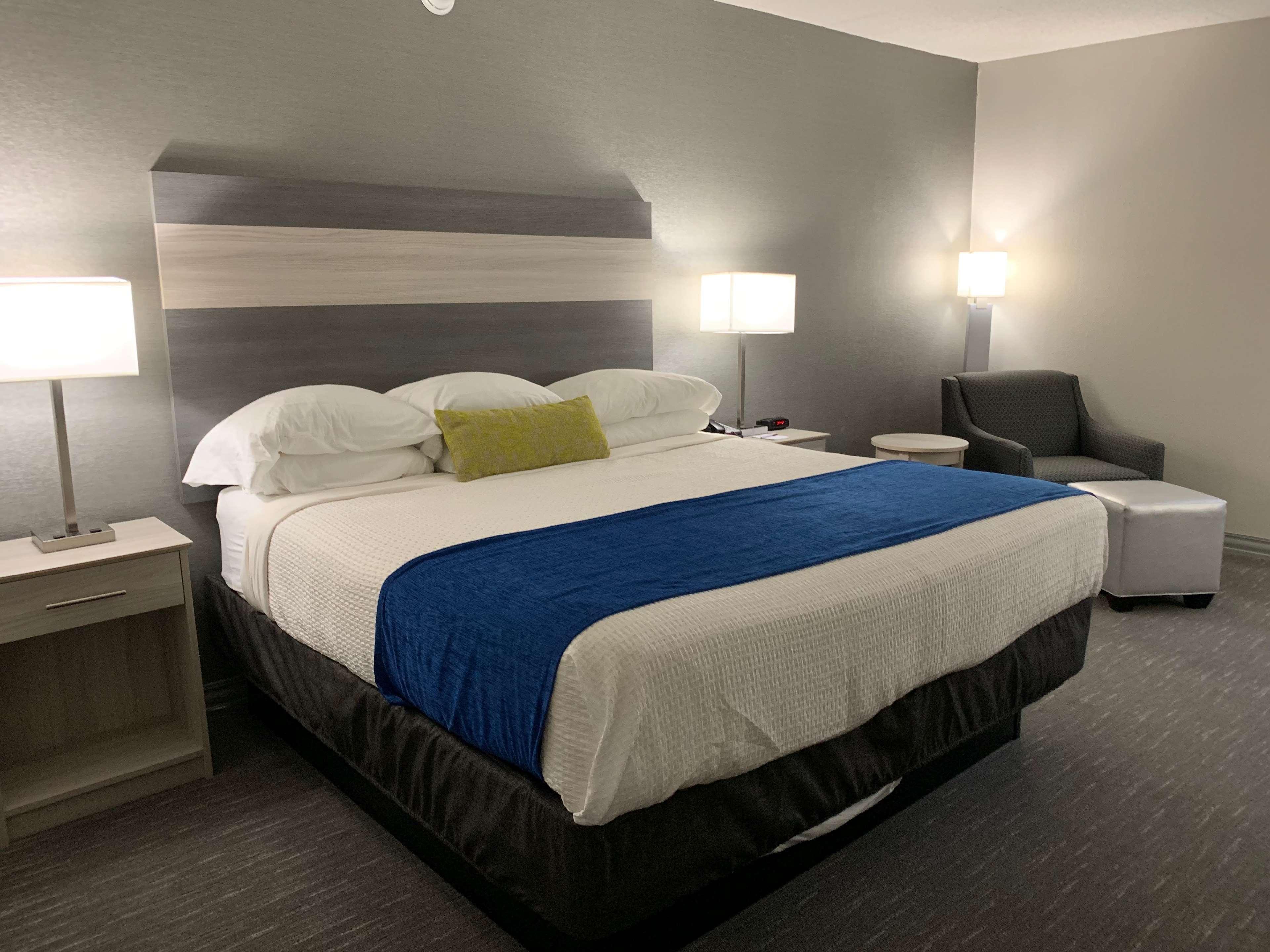 Best Western Plus Fort Saskatchewan Inn & Suites Extérieur photo
