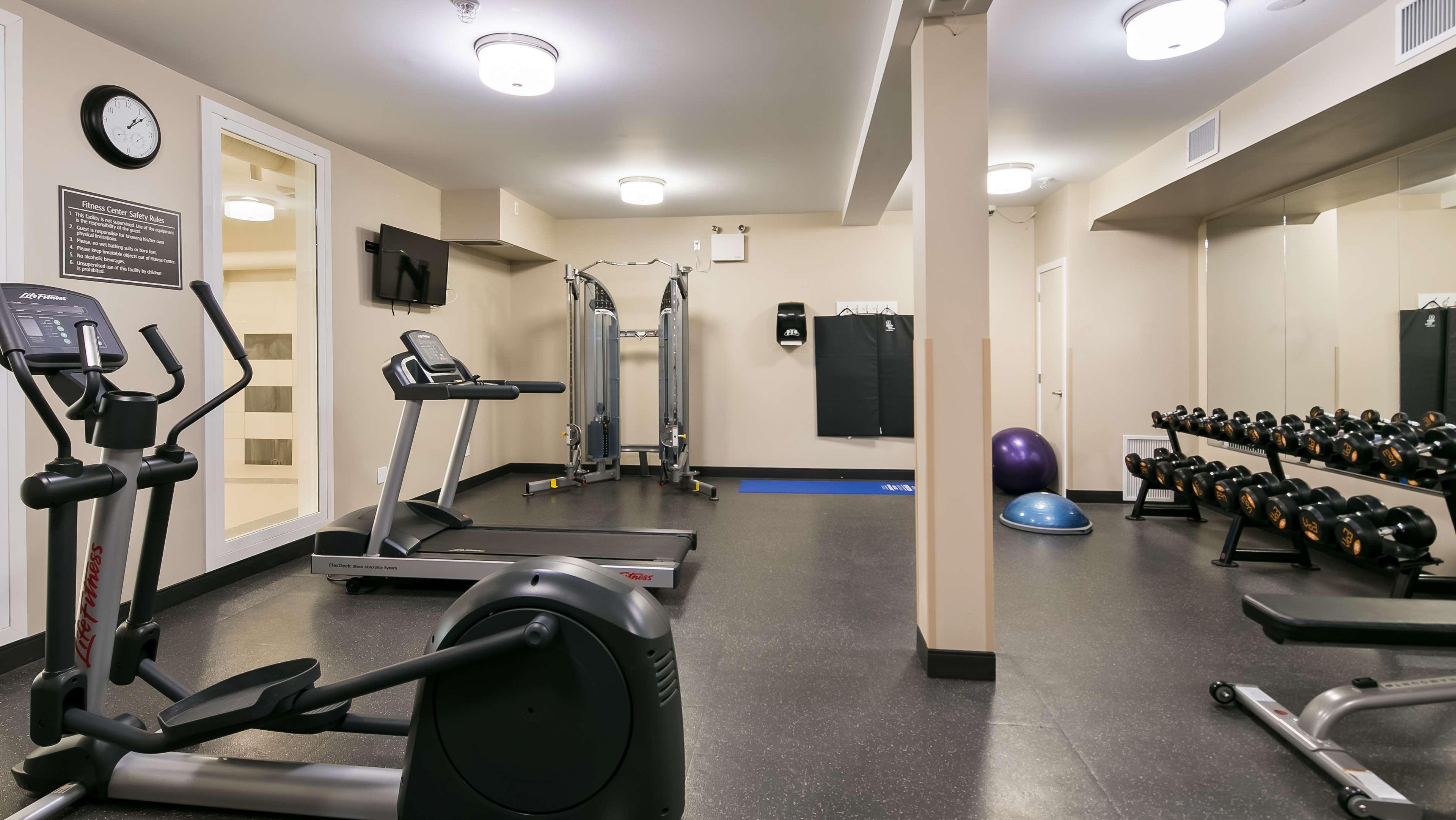 Best Western Plus Fort Saskatchewan Inn & Suites Extérieur photo