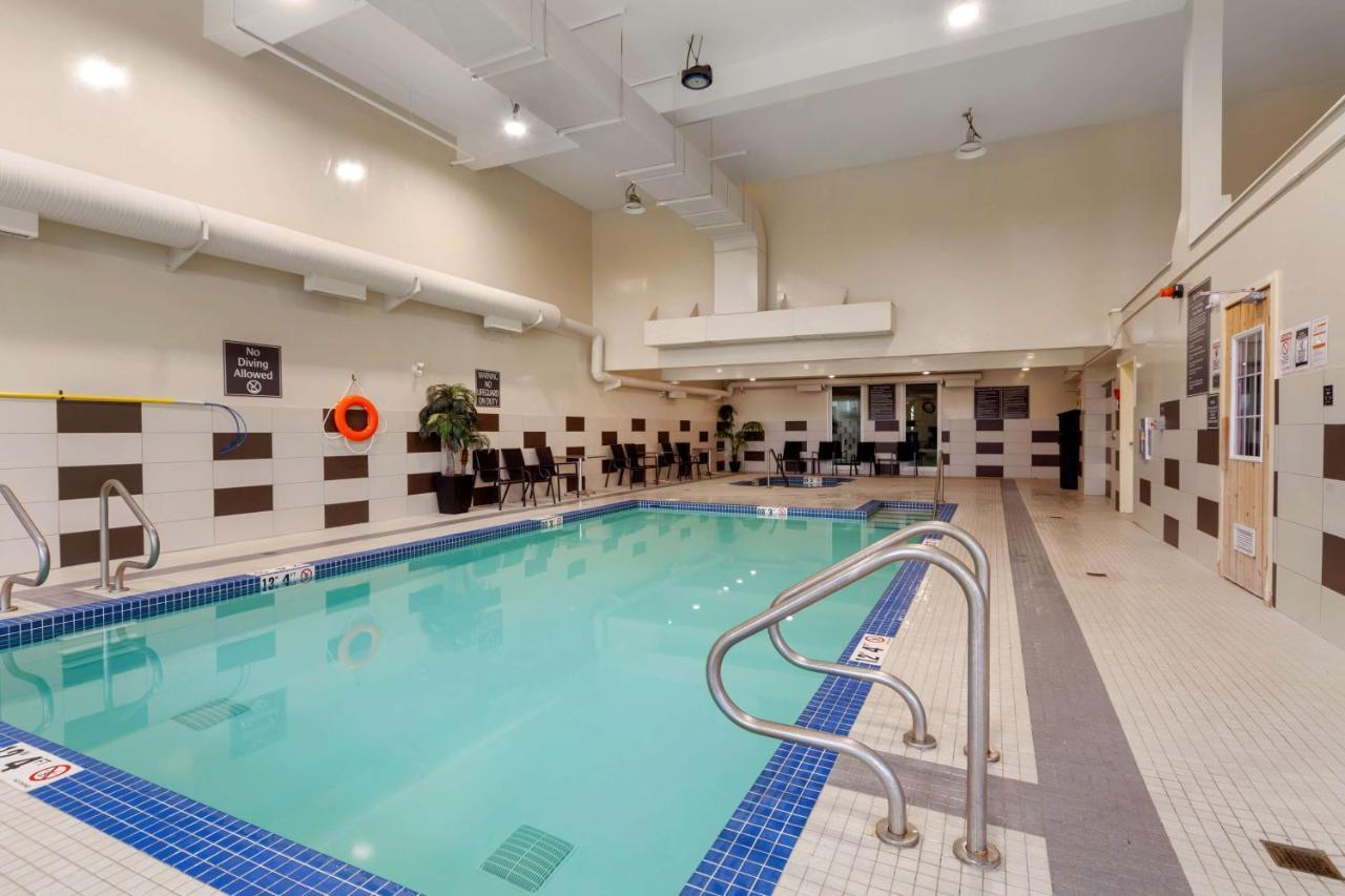 Best Western Plus Fort Saskatchewan Inn & Suites Extérieur photo