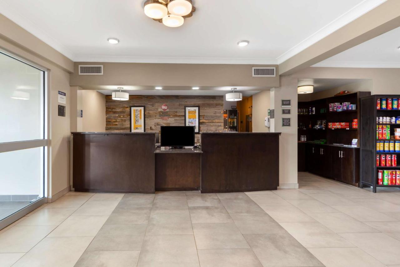 Best Western Plus Fort Saskatchewan Inn & Suites Extérieur photo